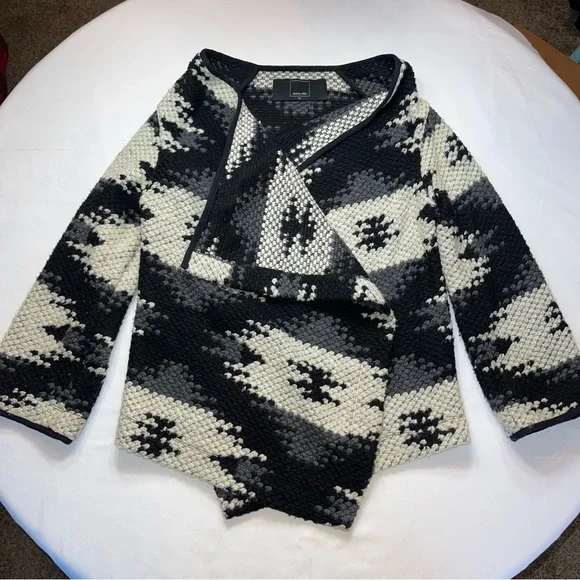 ✨2xHOST PICK✨Dolce Vita Kadias Edgy Wool Sweater Cardigan - Picture 4 of 9